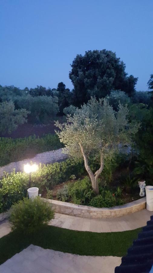 B & B La Mansarda Monopoli Exterior photo